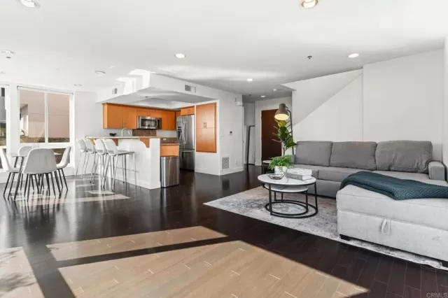 MLS: PTP2508339 Condo For Sale