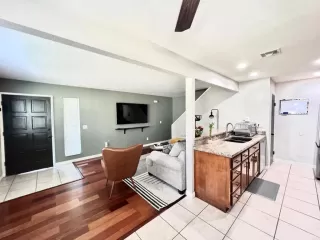 Photo #5: PTP2508393 Listing