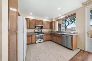 Photo #5: PTP2508433 Listing