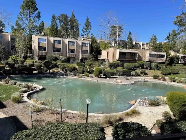 MLS: PTP2508440 Condo For Sale