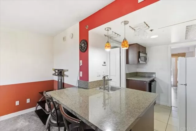 MLS: PTP2508449 Condo For Sale