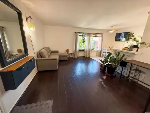 MLS: PTP2508462 Condo For Sale