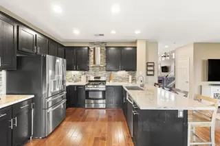 Photo #2: PTP2508607 Listing