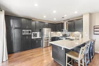 Photo #3: PTP2508607 Listing