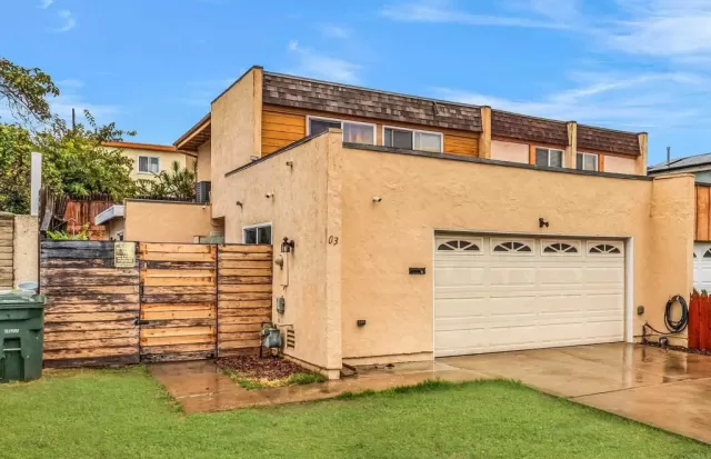 MLS: PTP2508620 Condo For Sale