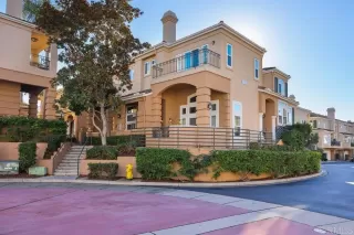 Browse active condo listings in AVANTI