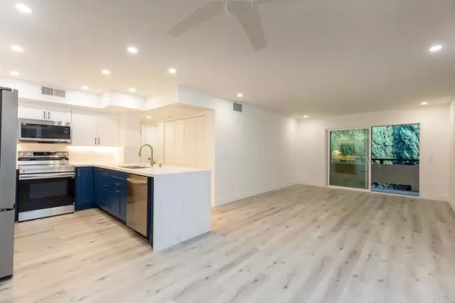 MLS: PTP2508707 Condo For Sale