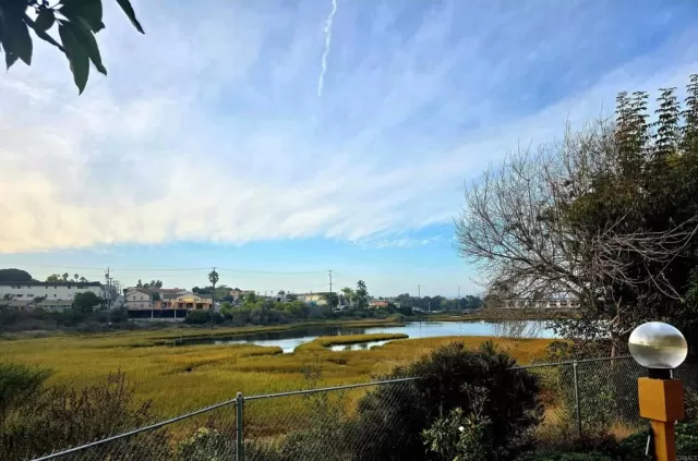 MLS: PTP2508907 Condo For Sale