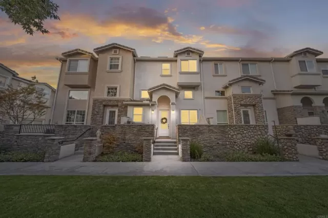 MLS: PTP2508954 Condo For Sale