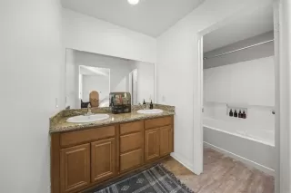 Photo #6: PTP2508954 Listing