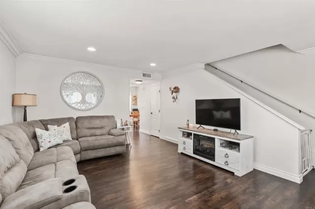 MLS: PTP2508962 Condo For Sale