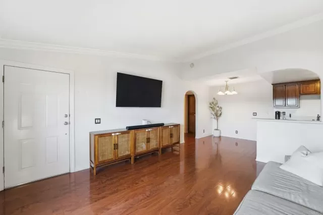 MLS: PTP2508978 Condo For Sale