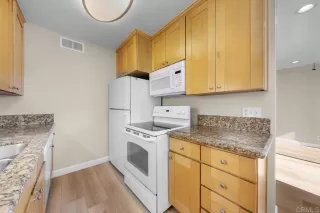 Photo #5: PTP2509118 Listing