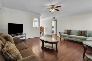 Photo #3: PTP2509158 Listing