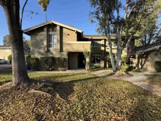 More Details about MLS # PTP2509161 : 960 AMISTAD PLACE UNIT C