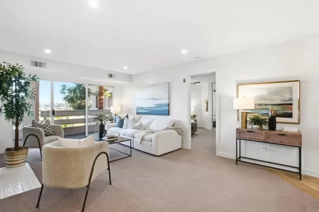 MLS: PTP2509339 Condo For Sale