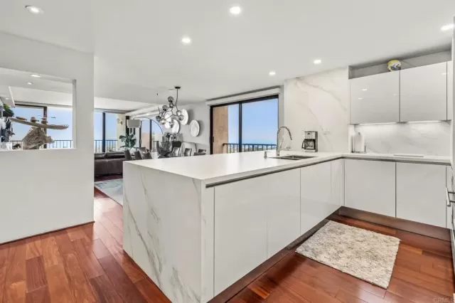 MLS: PTP2600116 Condo For Sale