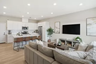 Photo #3: PTP2600147 Listing