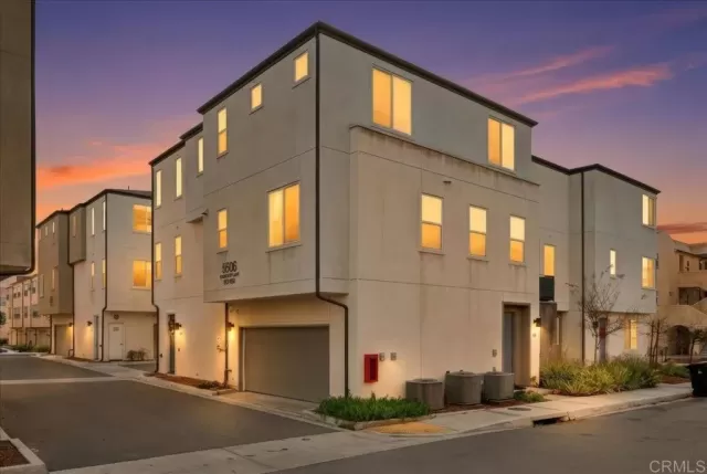 MLS: PTP2600201 Condo For Sale