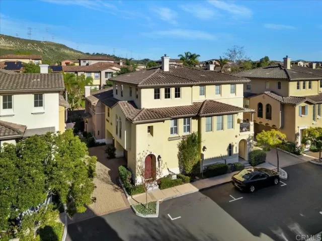 MLS: PTP2600375 Condo For Sale