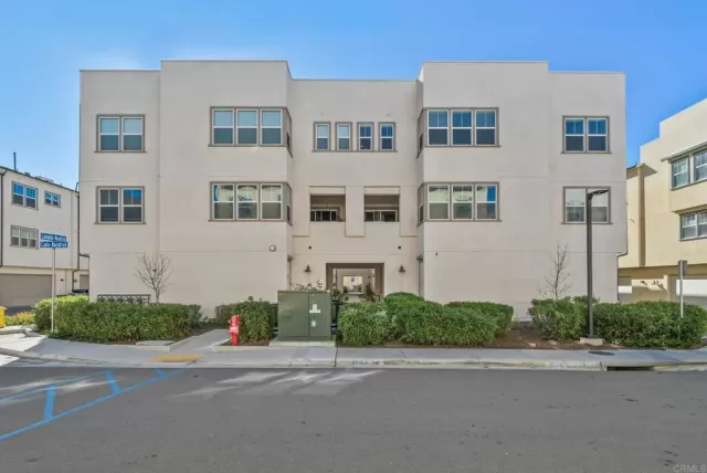 MLS: PTP2600383 Condo For Sale