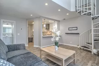 Photo #5: PTP2600400 Listing 