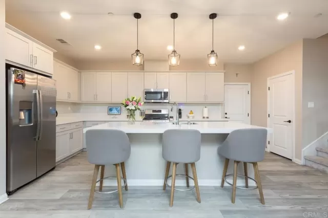 MLS: PTP2600415 Condo For Sale