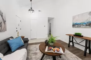 Photo #3: PTP2600418 Listing 