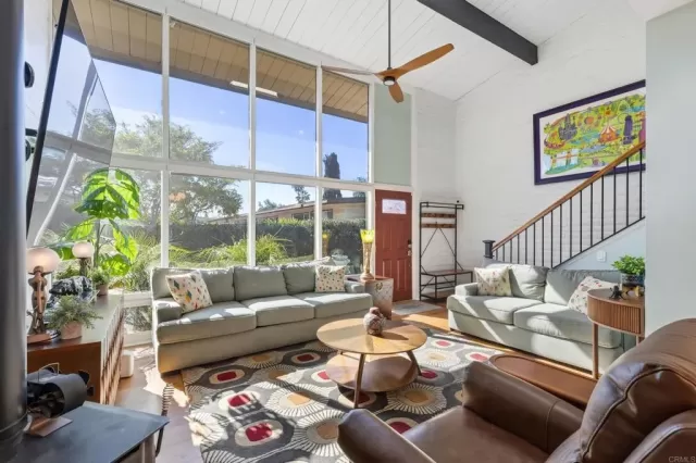 MLS: PTP2600579 Condo For Sale