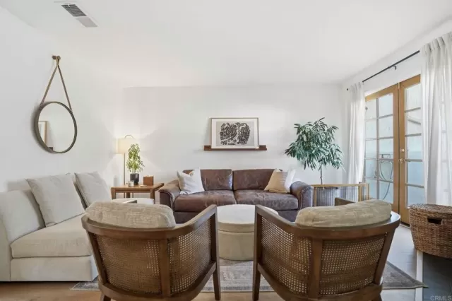 MLS: PTP2600592 Condo For Sale