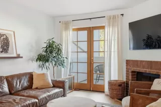 Photo #2: PTP2600592 Listing