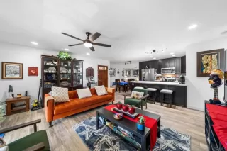 Photo #1: PTP2600715 Listing 