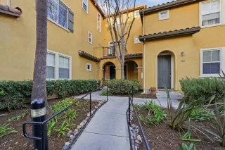 Photo #2: PTP2600778 Listing