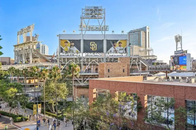 MLS: PTP2600902 Condo For Sale