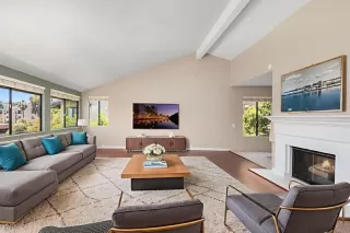 Photo #3: PTP2600973 Listing 