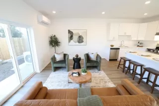 Photo #3: PTP2601037 Listing 