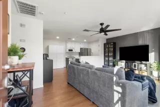 Photo #2: PTP2601085 Listing 