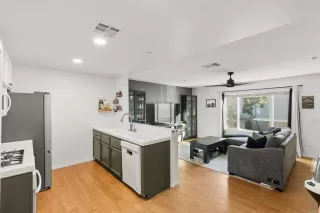 Photo #3: PTP2601085 Listing 