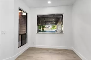 Photo #6: PTP2601100 Listing 