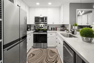 Photo #5: PTP2601116 Listing