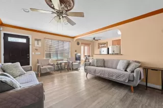 Photo #2: PTP2601163 Listing 