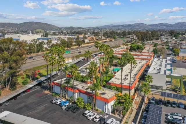 MLS: PTP2601244 Condo For Sale