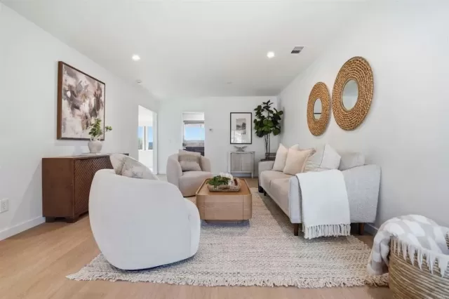 MLS: PTP2601281 Condo For Sale