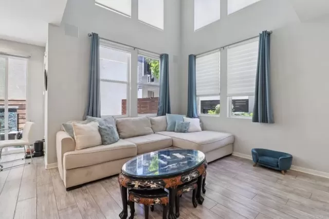 MLS: PTP2601328 Condo For Sale