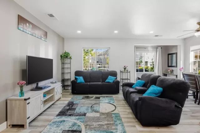 MLS: PTP2601355 Condo For Sale