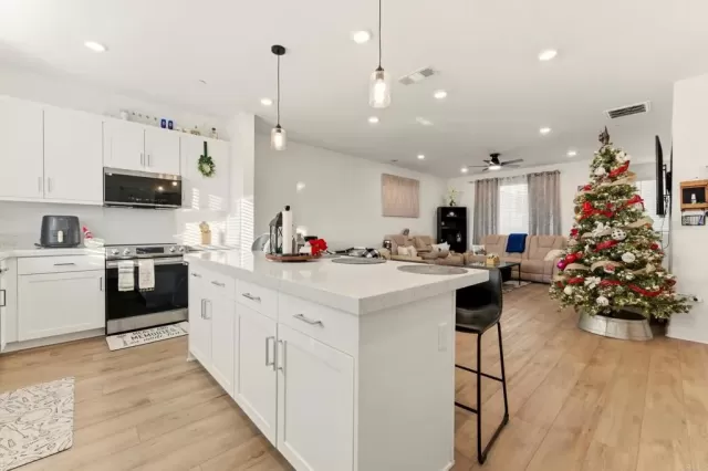 MLS: PTP2601504 Condo For Sale