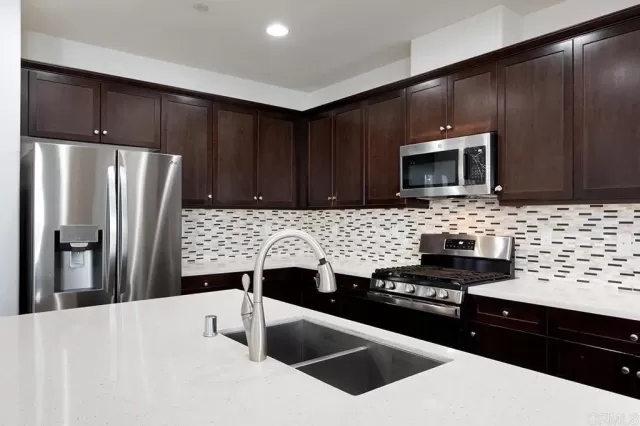 MLS: PTP2601519 Condo For Sale