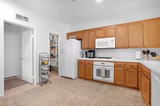 Photo #6: PTP2601557 Listing