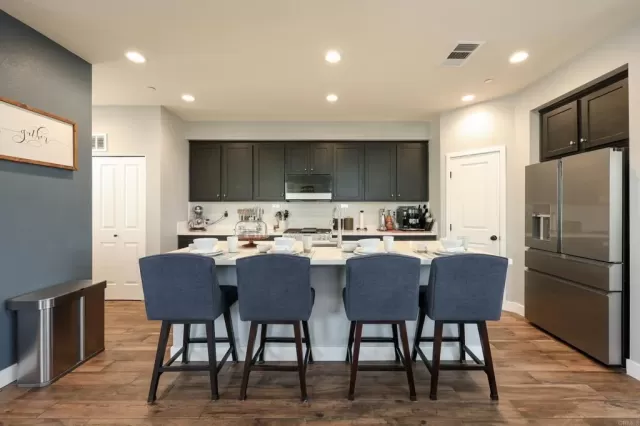 MLS: PTP2601666 Condo For Sale