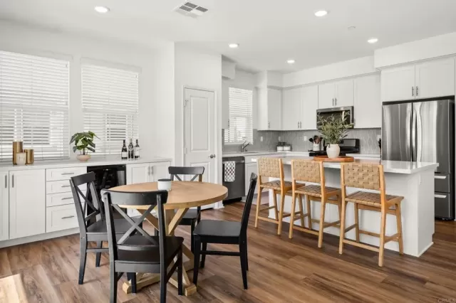 MLS: PTP2601764 Condo For Sale